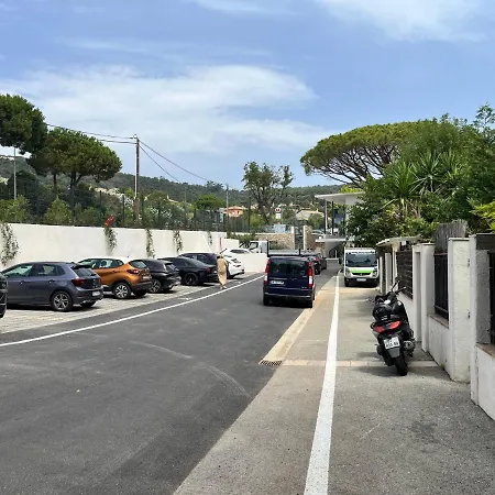 Frühstückspension K.n.c.1601 La Croix-Valmer