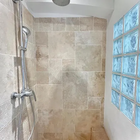 K.n.c.1601 Frühstückspension La Croix-Valmer