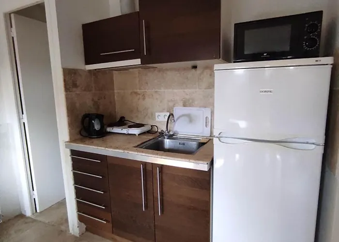 K.n.c.1601 فندق مبيت وإفطار *