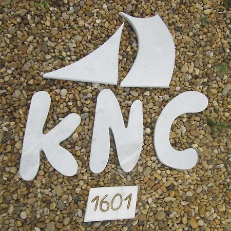 K.n.c.1601 *